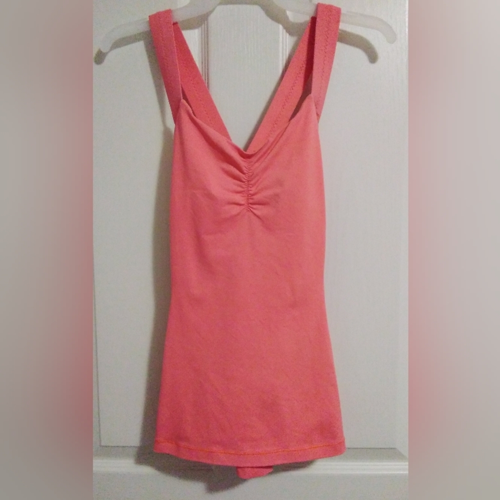 Lululemon Core Kicker Tank - Picture 6 of 11